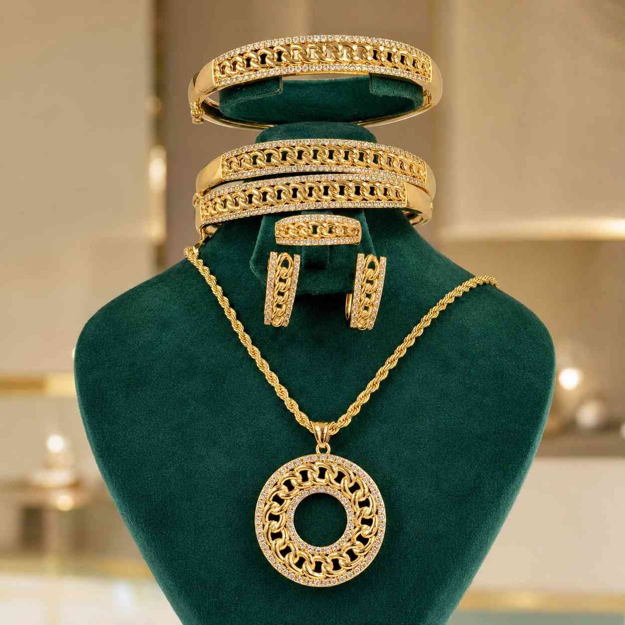 Parure de Bijoux Dorée de Luxe